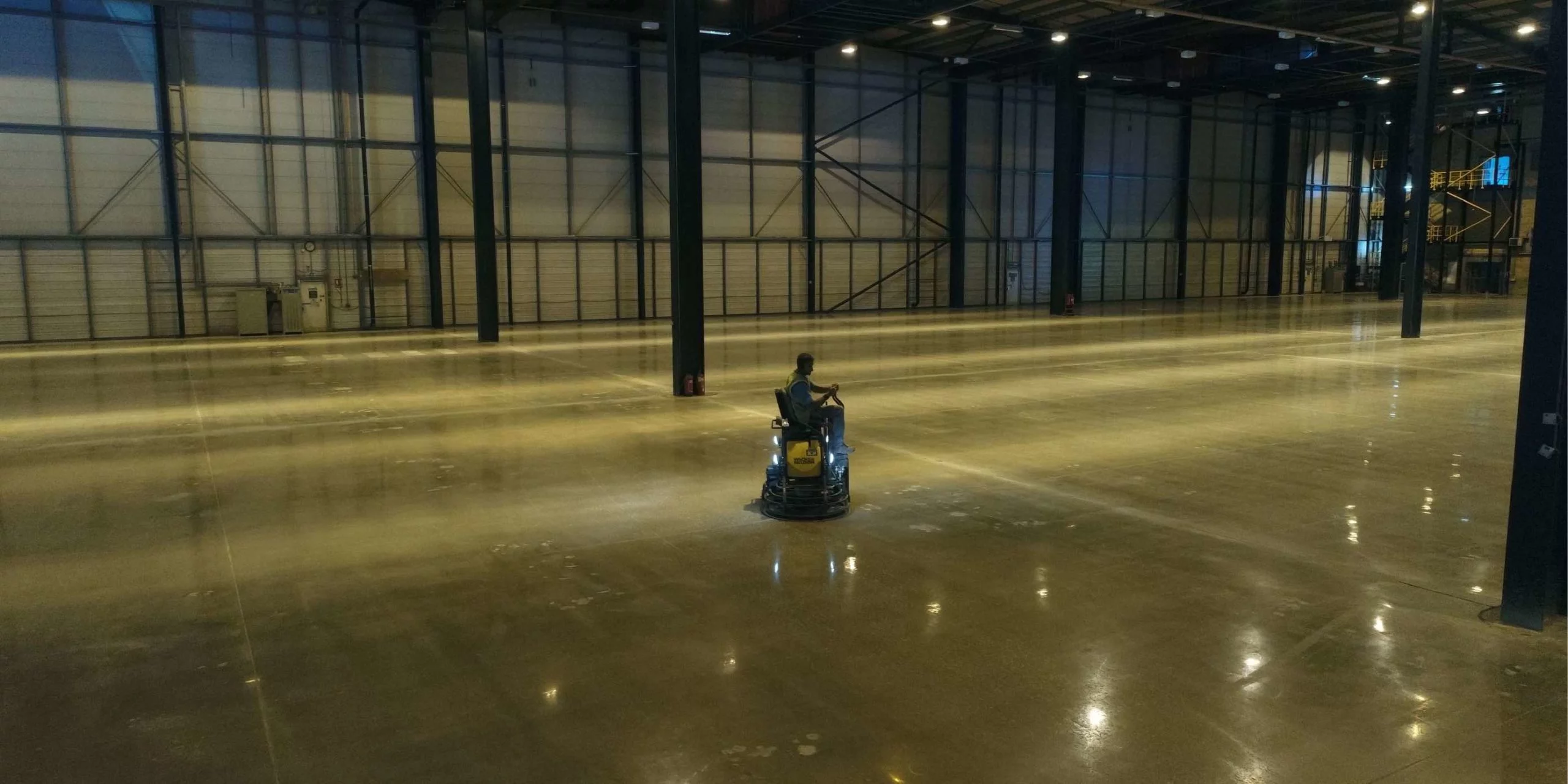 Becosan Solution Dhl Building Didcot Uk