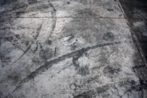 Élimination Des Traces De Pneus Sur Les Revêtements De Sol