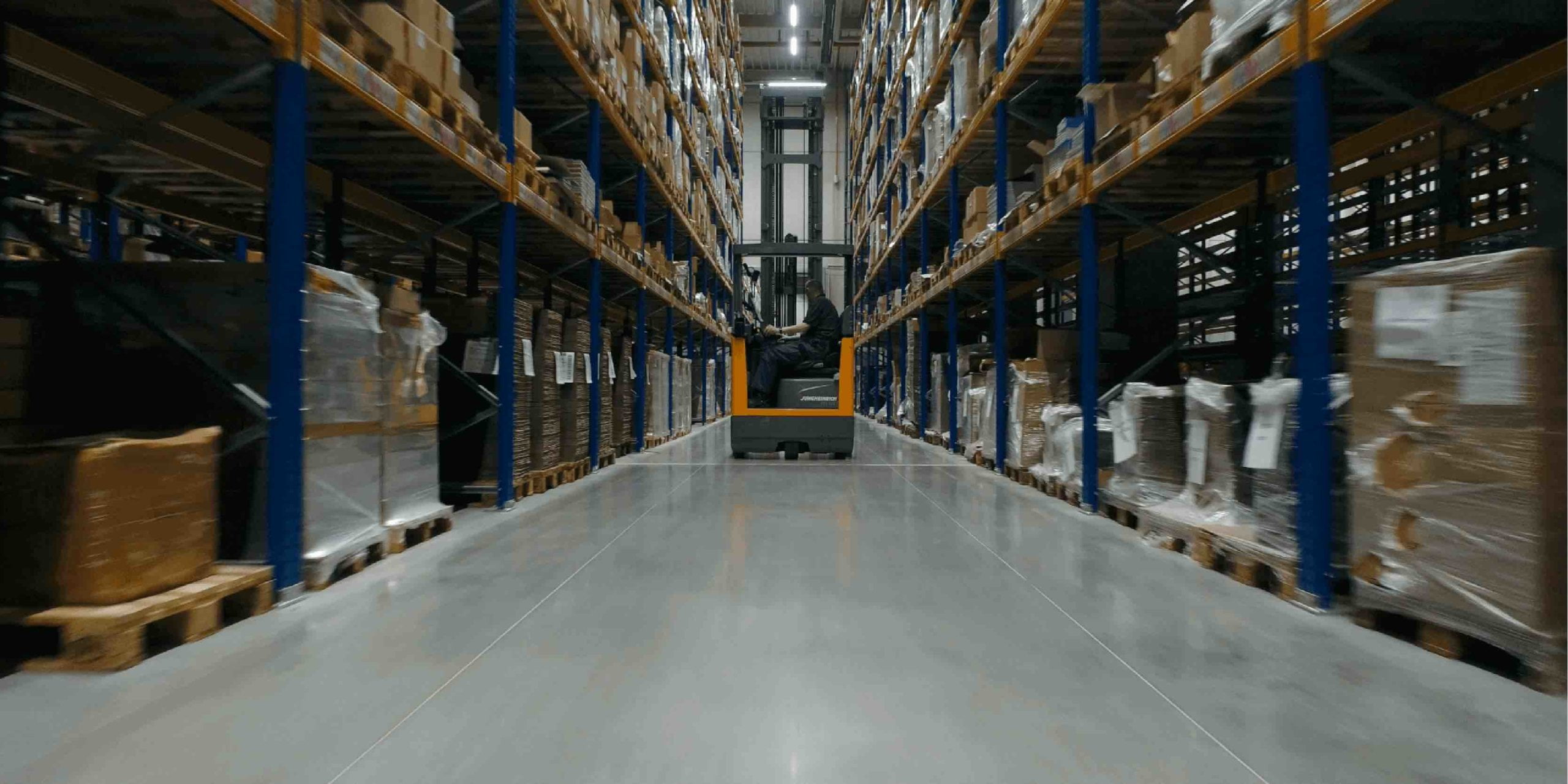 Indurente per calcestruzzo per pavimenti