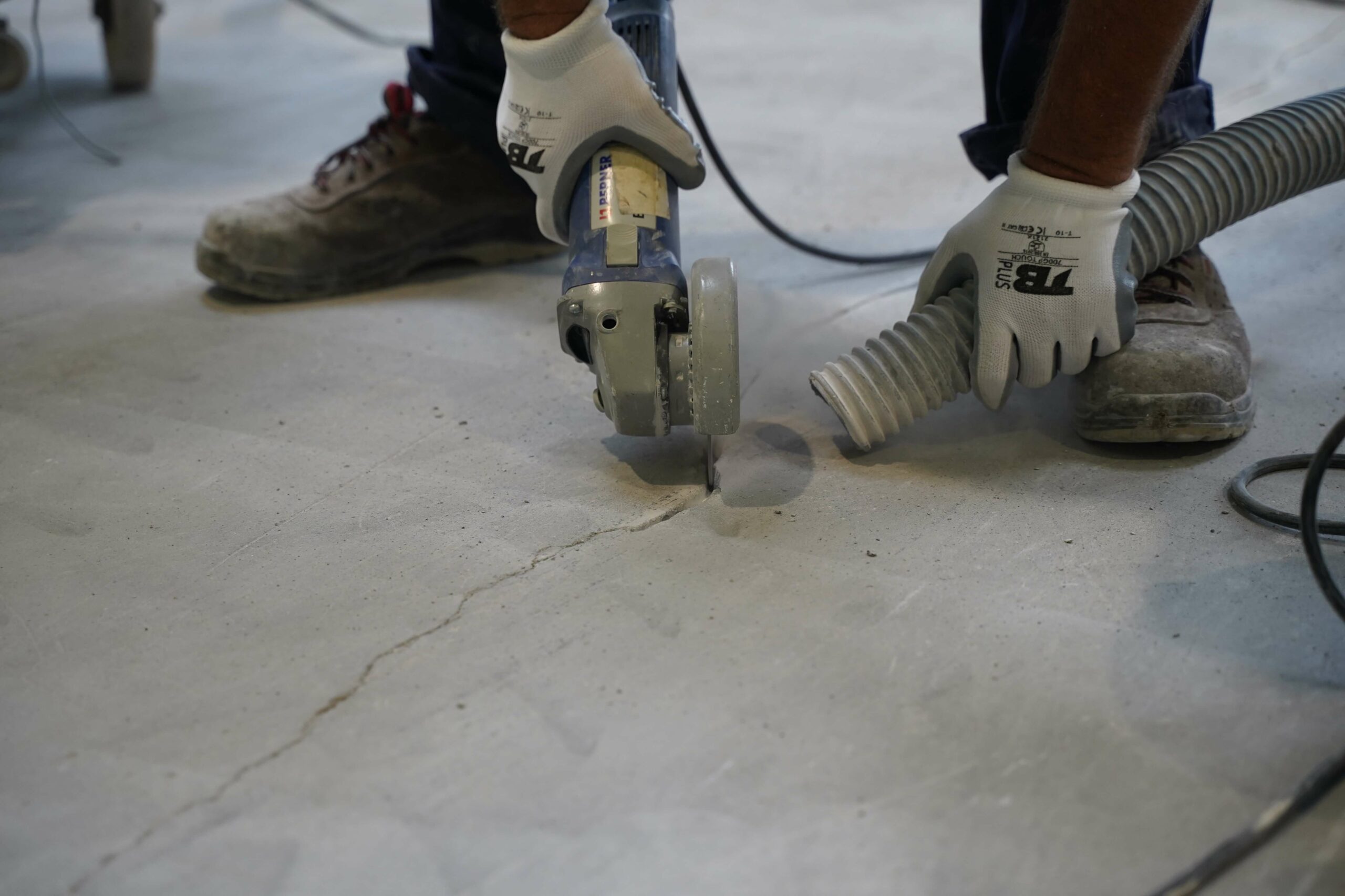 Beton Risse Ausgießen Becosan