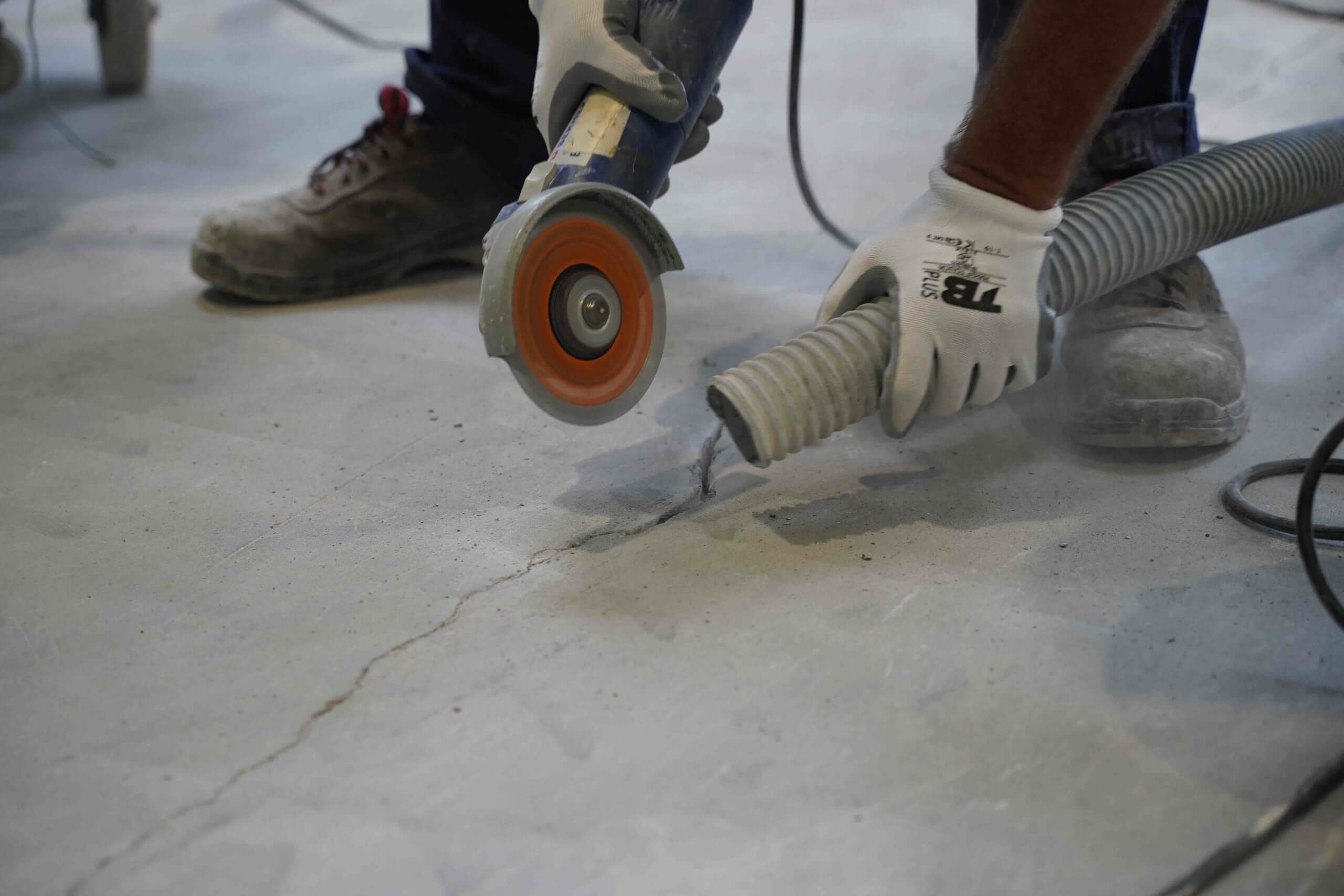 Soleras De Hormigon Con Fisuras