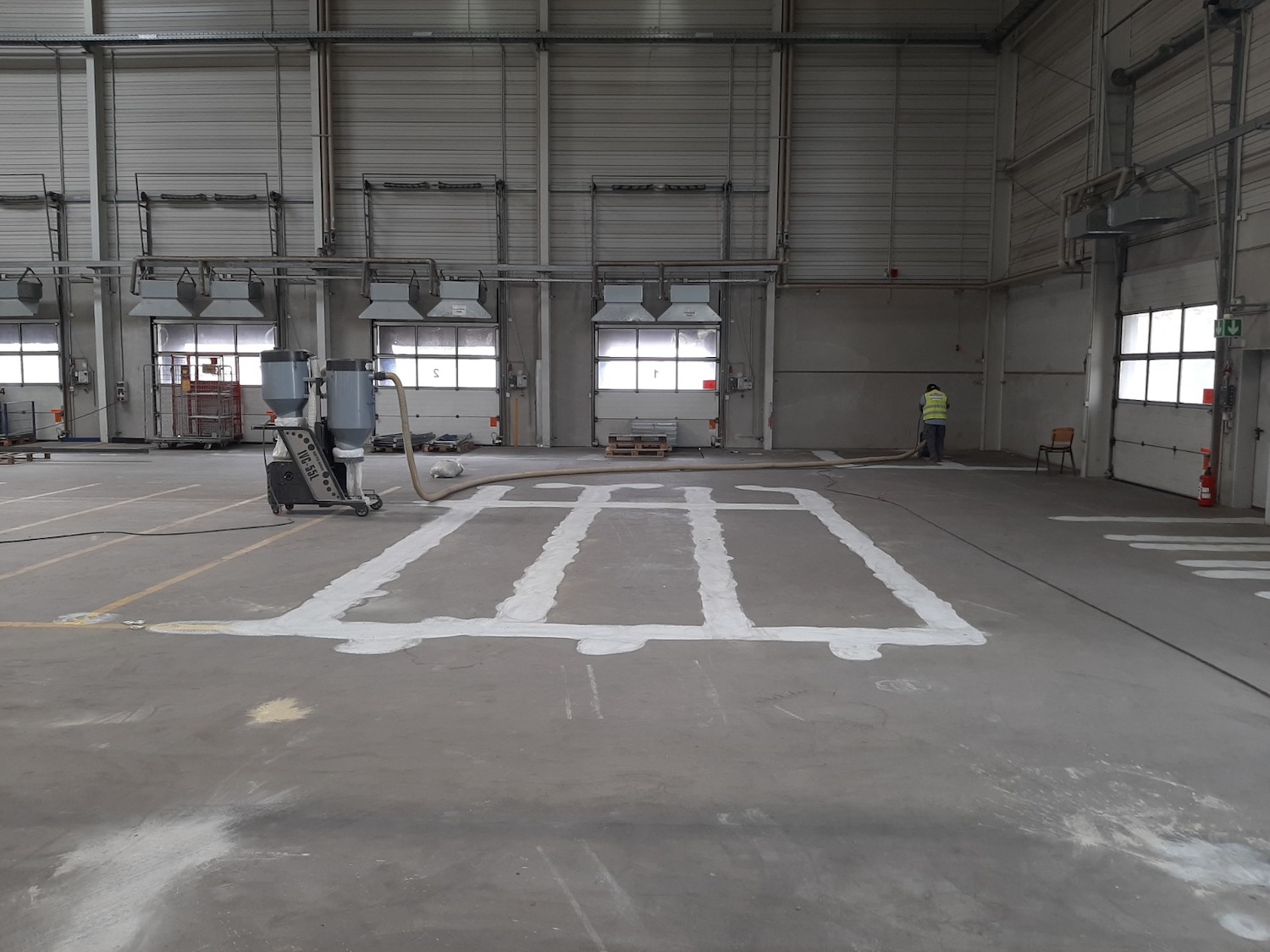 Verwijderen Van Industriële Etiketten Met Professionele Machine 1