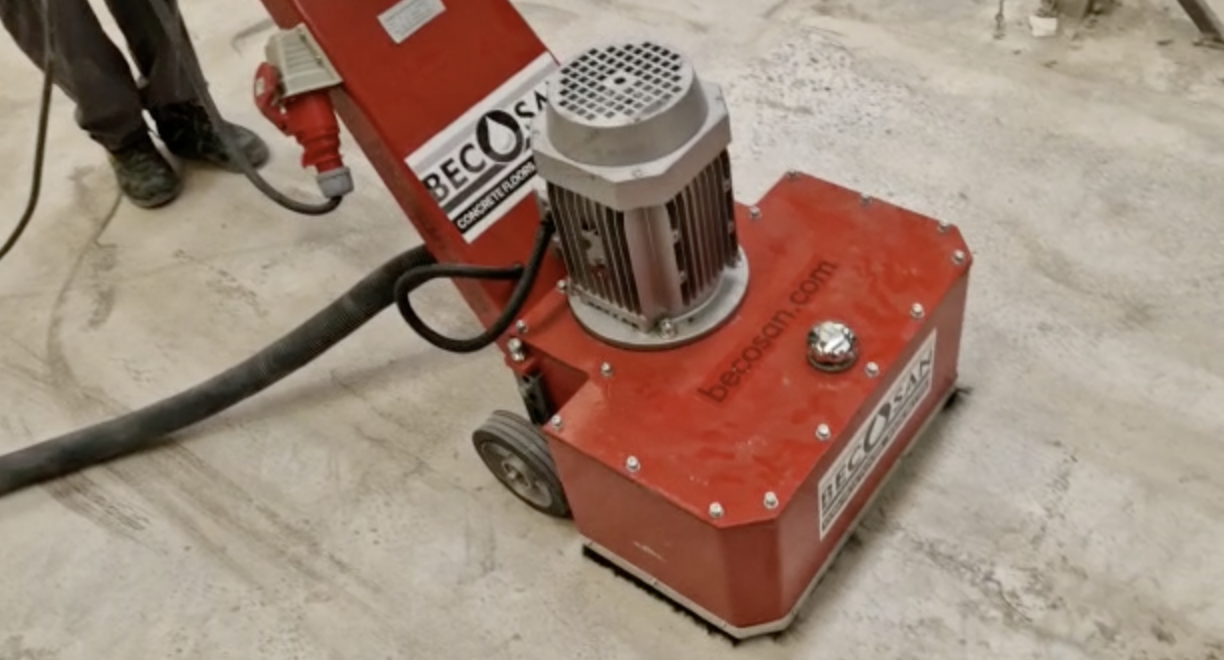 Bouchardage De Sol Industriel En Béton 4 Min