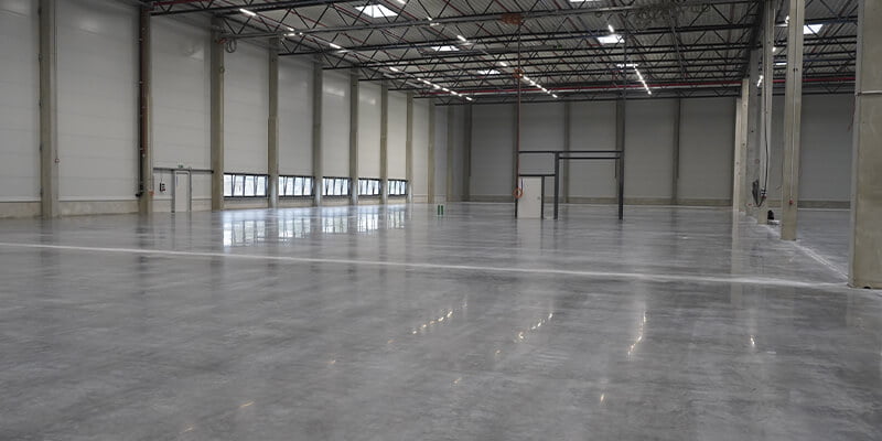 Les meilleurs revêtements de sol pour les bâtiments industriels
