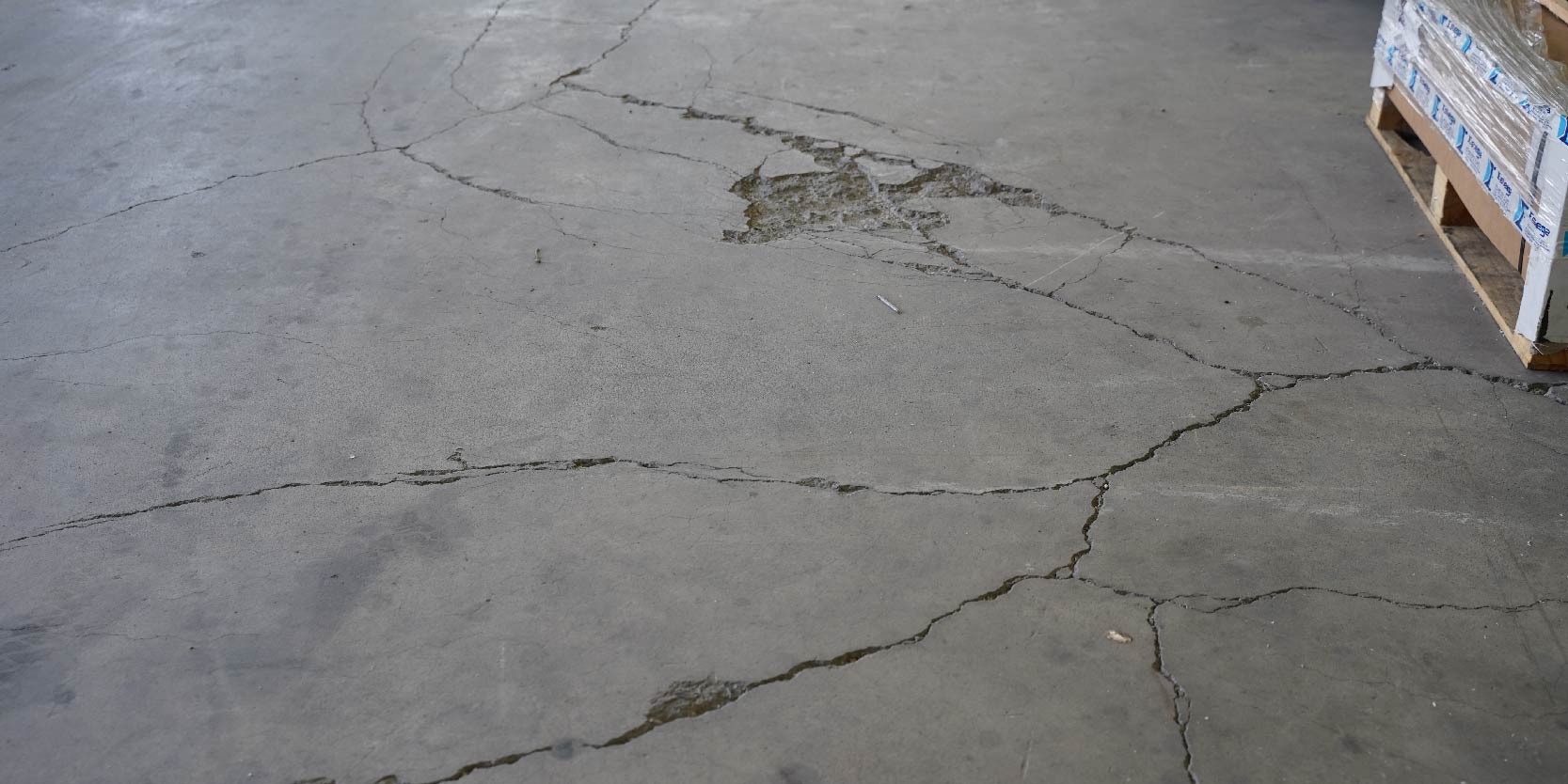 Scheuren In Gevlinderde Betonvloeren