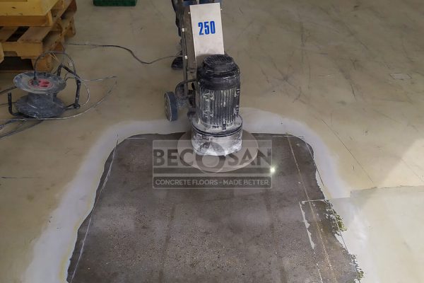 5 Muestra Micropulido Con Desbaste De Resina Hormigon Becosan B.jpg