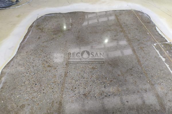 6 Muestra Micropulido Con Desbaste De Resina Hormigon Becosan.jpg