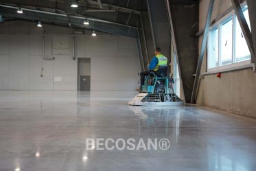 ETC Connect - Warehouse new concrete floor00015