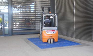 Forklift-wheel-cleaner.jpg Forklift-wheel-cleaner.jpg