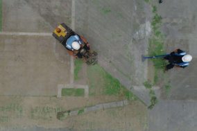 Professionell Borttagning Av Markeringslinjer På Epoxifärg