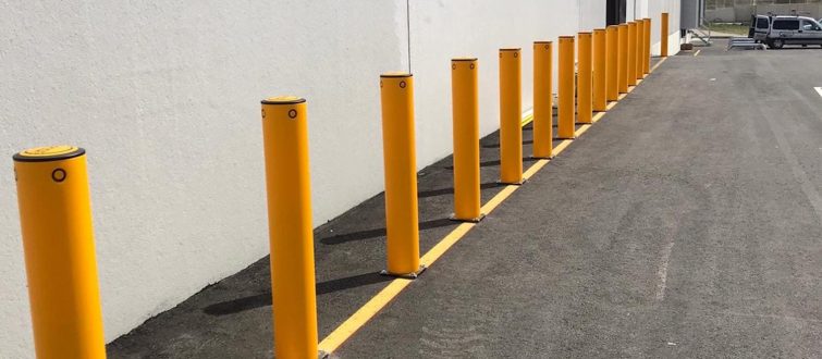 Protección Industrial Con Bolardos