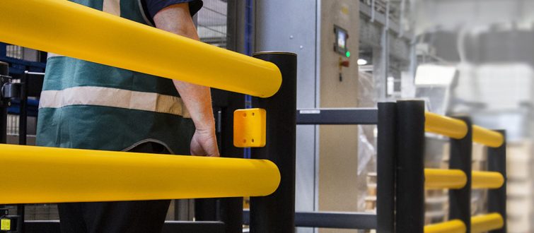 Cerramientos con puertas seccionales