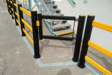 Puerta Seccional Batiente