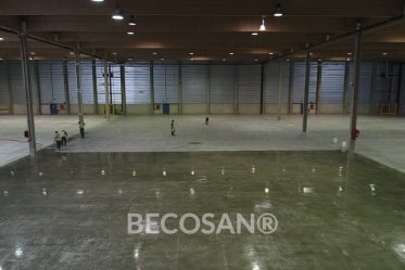 Segro-6.jpg béton ciré