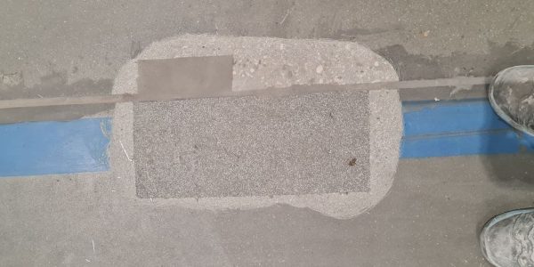 Tras Reparación De Parche Del Suelo