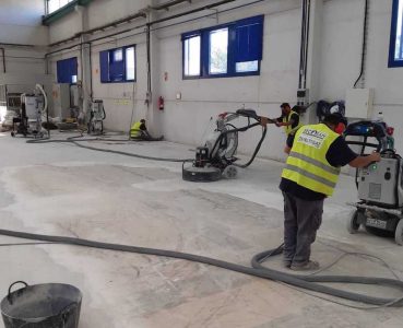 Unternehmen-fur-die-Entfernung-von-Epoxidboden.jpeg Unternehmen-fur-die-Entfernung-von-Epoxidboden.jpeg
