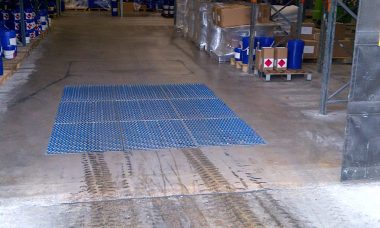 cleaning-tyre-marks-facility.jpg cleaning-tyre-marks-facility.jpg