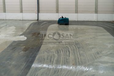 limpieza-pavimento-industrial-arax