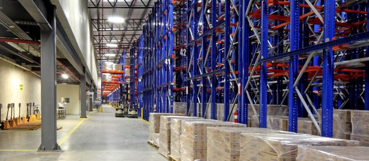 Scaffalature Drive In Per Magazzinaggio