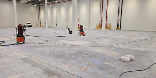 The Leveling Of An Industrial Floor The Leveling Of An Industrial Floor