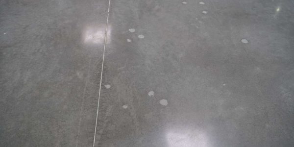 tornillos suelo reparado